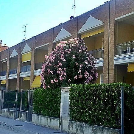 Appartamento Emilia Cupra Marittima Exterior foto