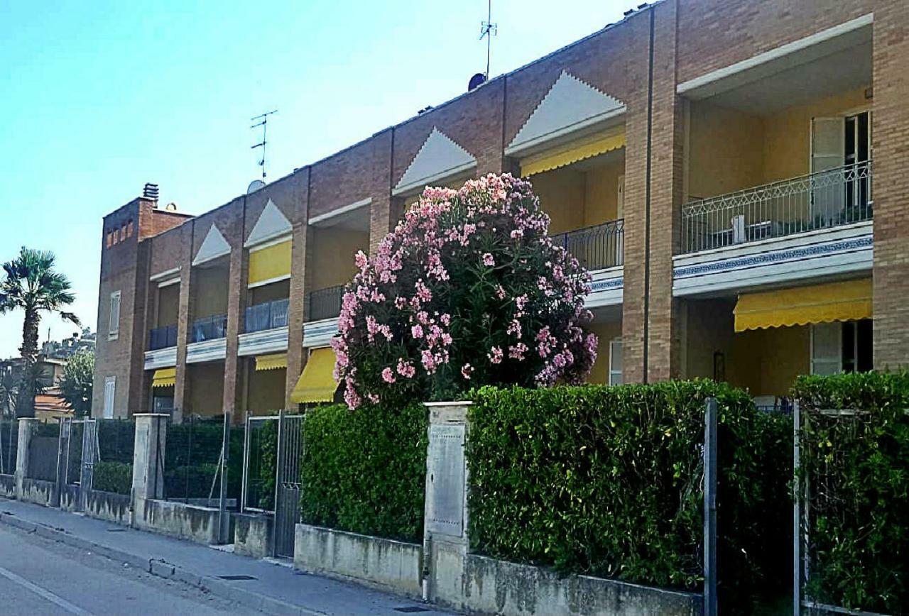 Appartamento Emilia Cupra Marittima Exterior foto